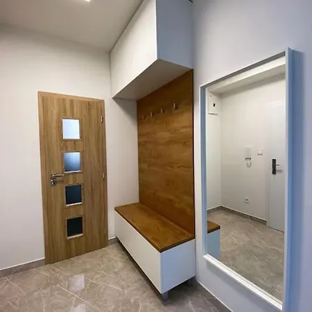 아파트 Simcity V I Center,garage,balcony & Self Check-in